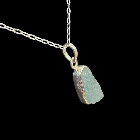 Natural Raw Aquamarine Pendant Necklace 925 Sterling Silver Handmade - Picture 5 of 8